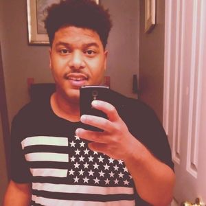 Meet your Posher, Ashton